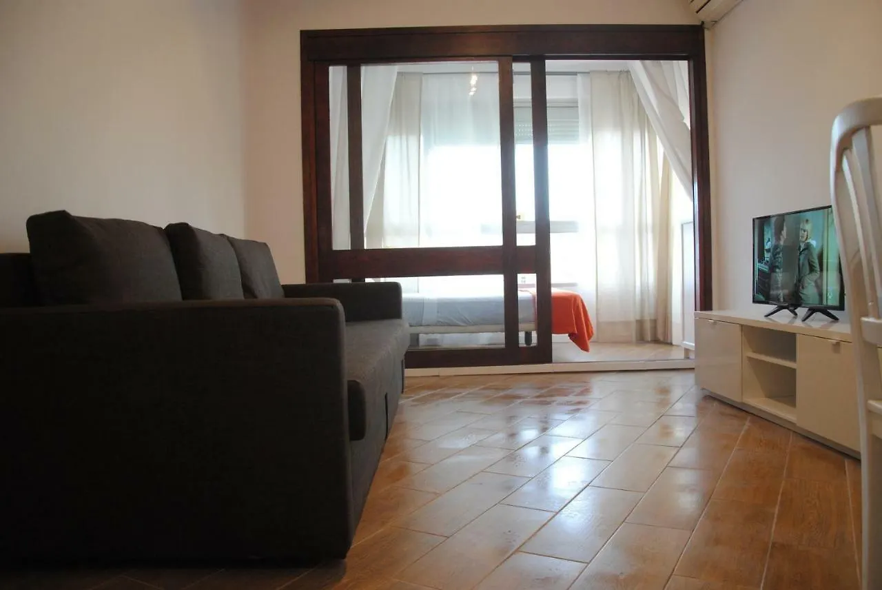 Apartamento Cerca De La Playa Y Campo De Golf Con Piscina Apartment Torremolinos Spain