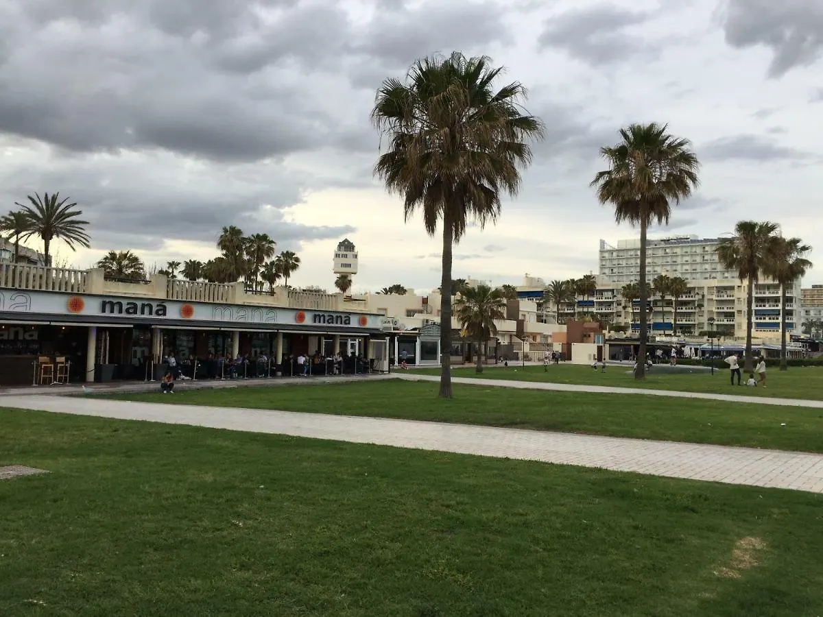 Apartamento Cerca De La Playa Y Campo De Golf Con Piscina Apartment Torremolinos Spain